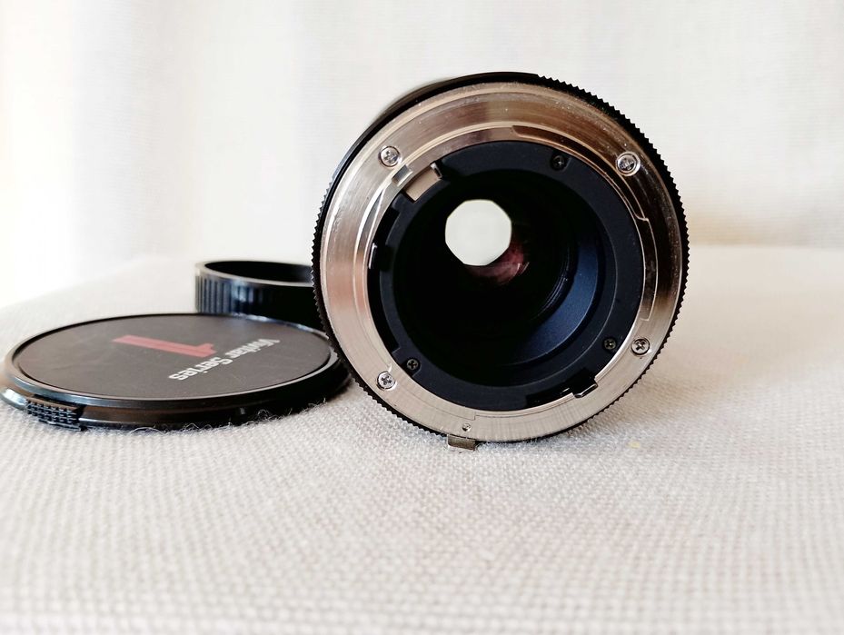 Vivitar Series 1 VMC 28-105/2.8-3.8 Macro - C/Y mount