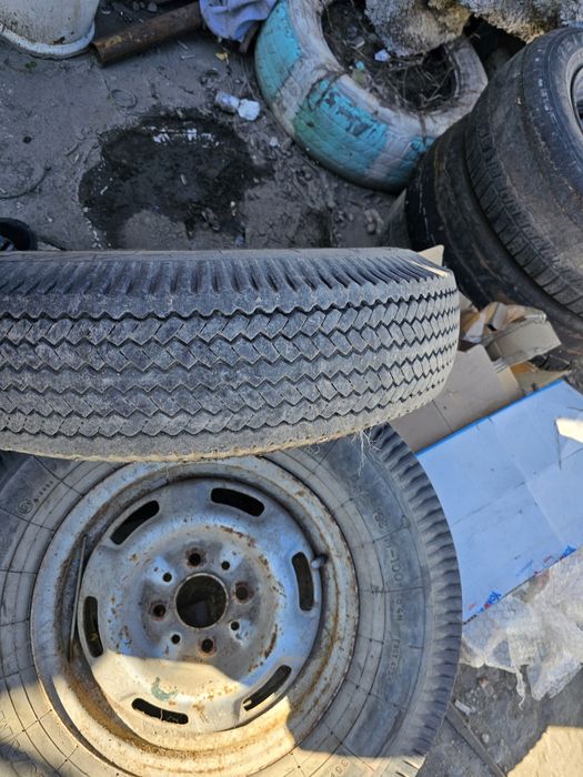 Продам резину с дисками в хорошем состоянии без грыжи без латок