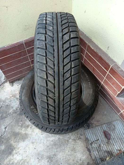 Cauciucuri iarna 195 65 r 15