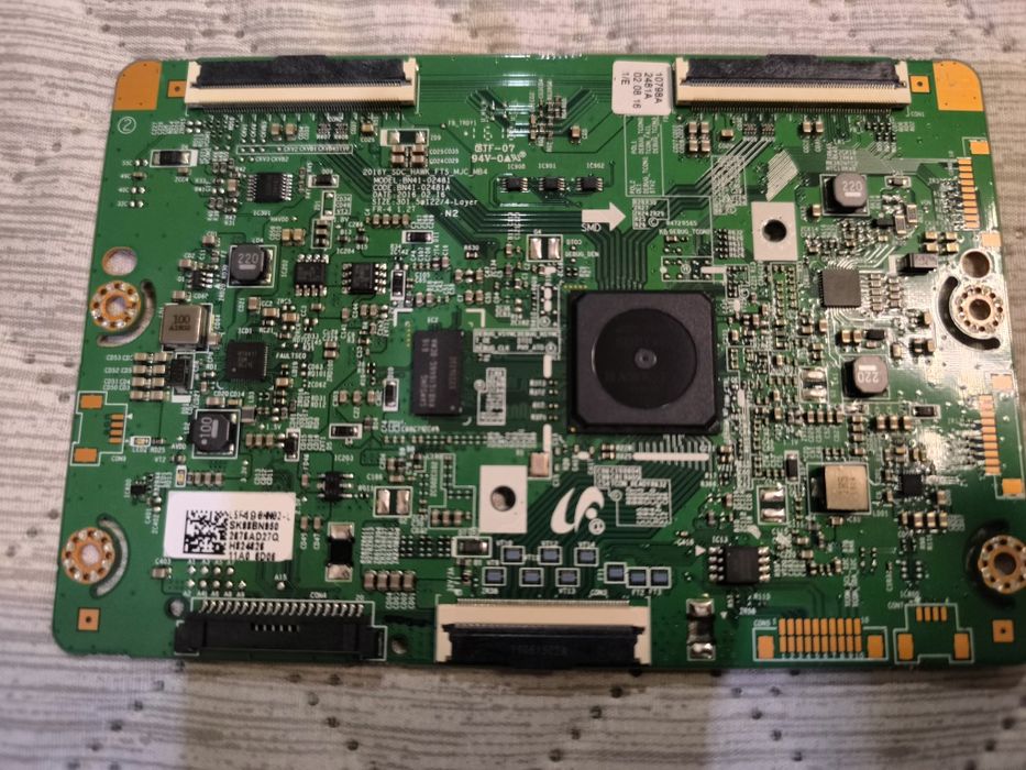 BN41-02534B,BN44-00872C,BN95-02676A-Samsung UE49K6372SU