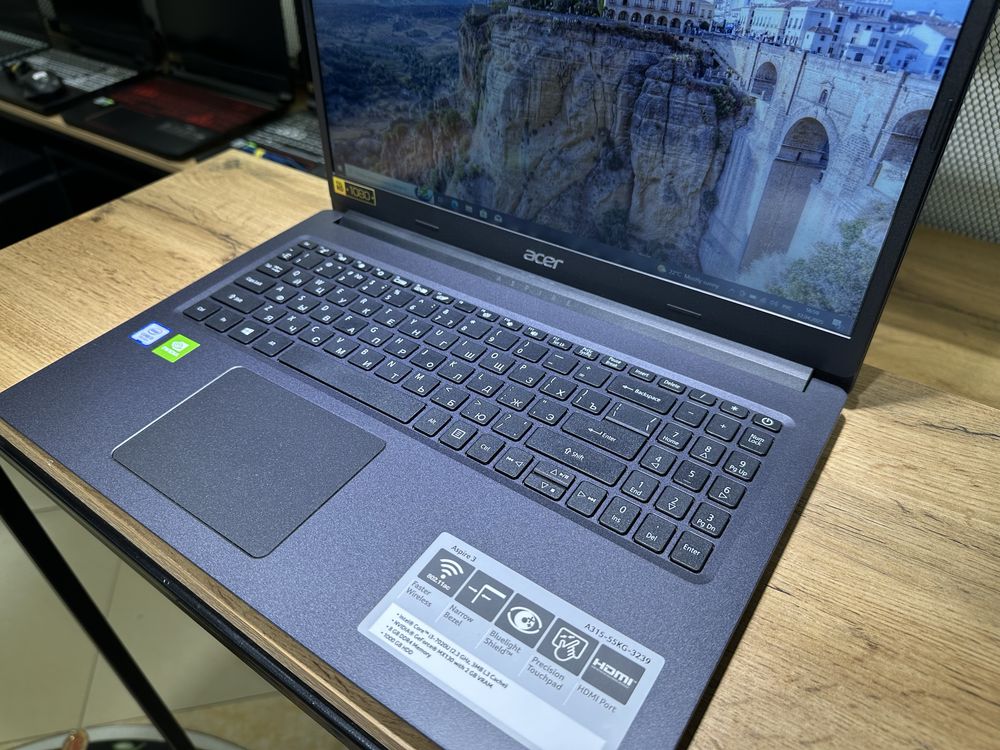 Ноутбук Acer Core i3-7020U/8GB/SSD128GB, 10104/A10