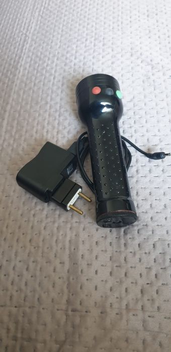 Lanterna tactica LED, 3 culori