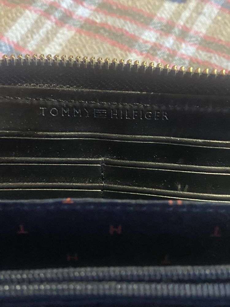 Портфейл Tommy Hilfiger