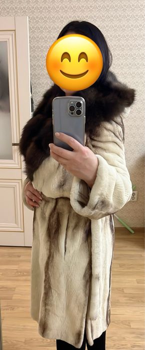 Продам норковую шубу с соболем в идеальном состоянии