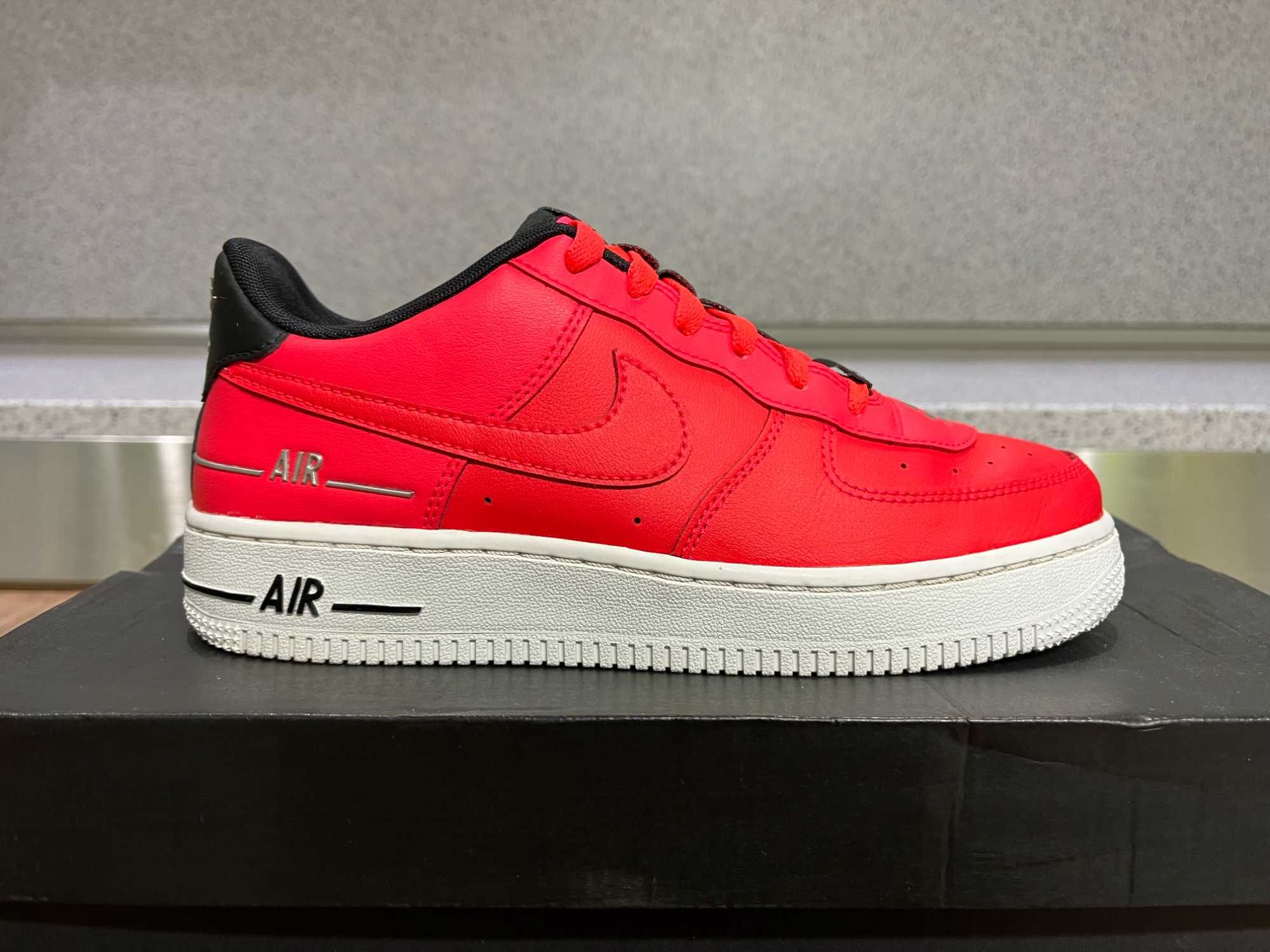 ОРИГИНАЛНИ *** Air Force 1 LV8 3 Double Air / "Laser Crimson "