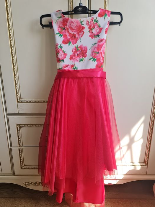 Красивое платье для девочки