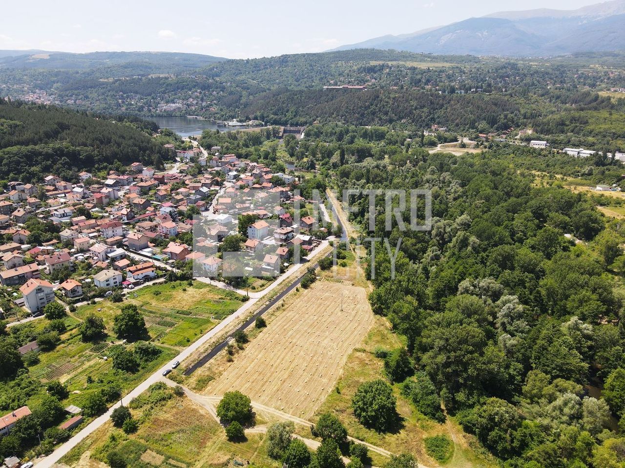 Продава се Парцел в София, в.з. Врана - Герман - 1600 кв.м за 182 €/кв.м - Снимка #4