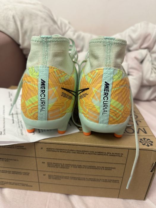 Ghete fotbal nike mercurial air zoom