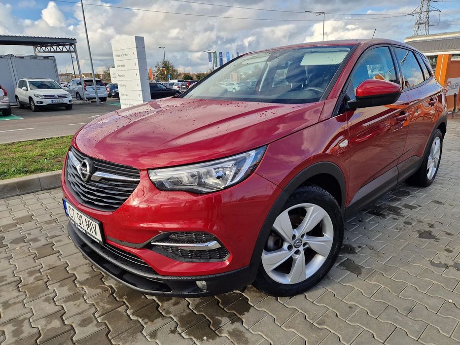 Opel Grandland X Vând Opel grandland x , 1.2 benzina 130cp
