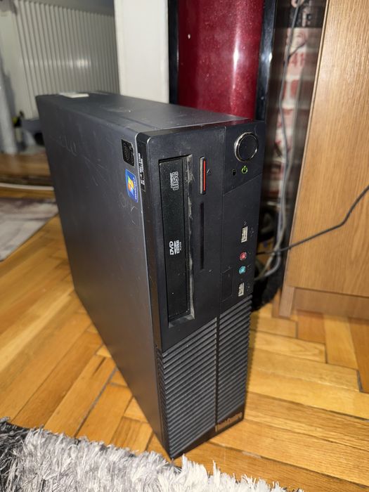 Pc intel i5 4570, 16gb ram, Nvidia GTX 1050ti 4gb, ssd 240gb.