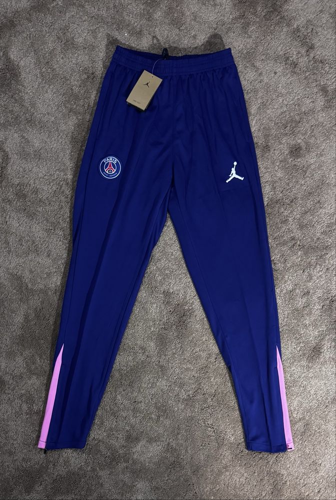 Спортен екип Air Jordan PSG
