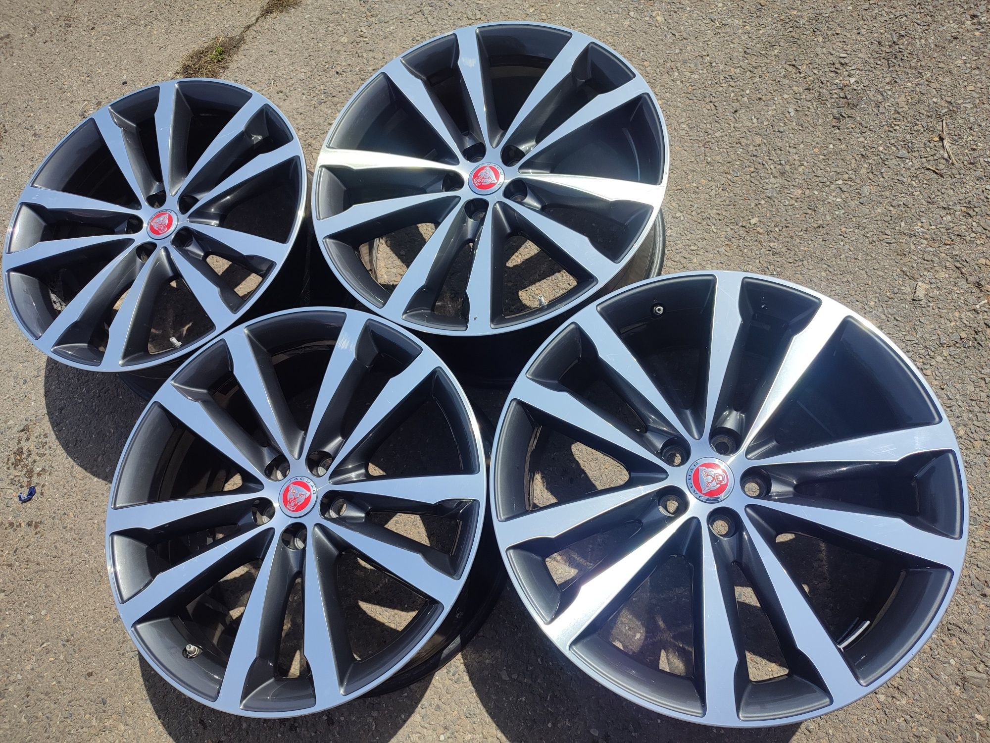 20" оригинални алуминиеви джанти за Jaguar E/F/I pace F tipe/XF/Xj/Xe.