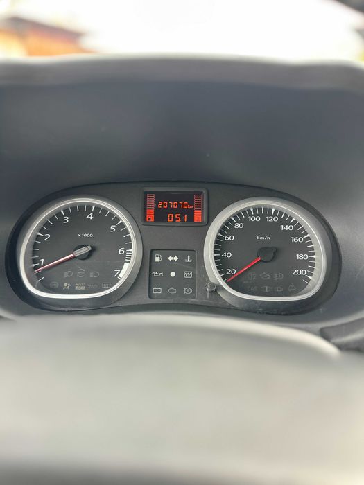 Dacia Duster 2012 1.6 BENZINA + GAZ de fabrica
