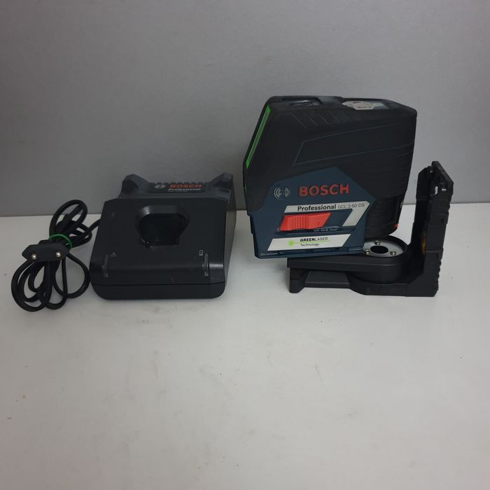 Bosch GCL 2-50CG Laser liniar în cruce raza verde
