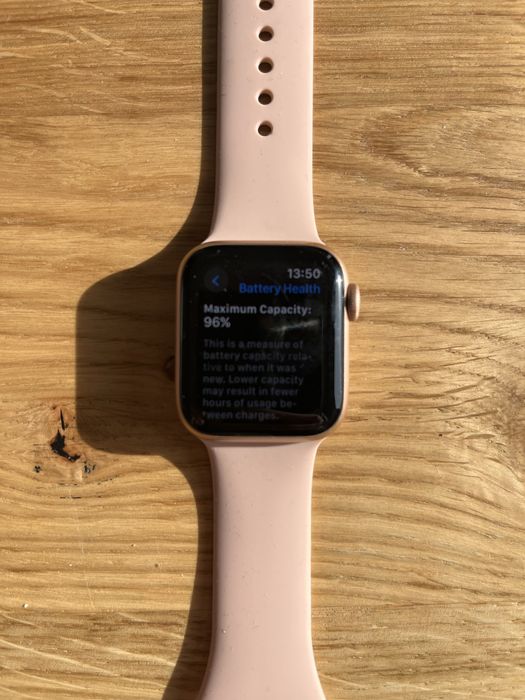 Apple watch 6; 40 mm