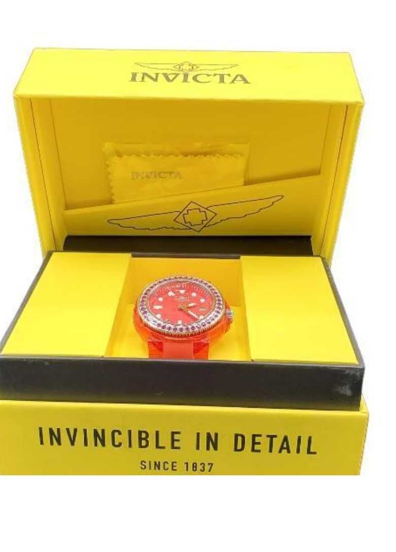 Дамски Invicta  Angel  и Pro  Driver women's watch. Чисто нов.и
