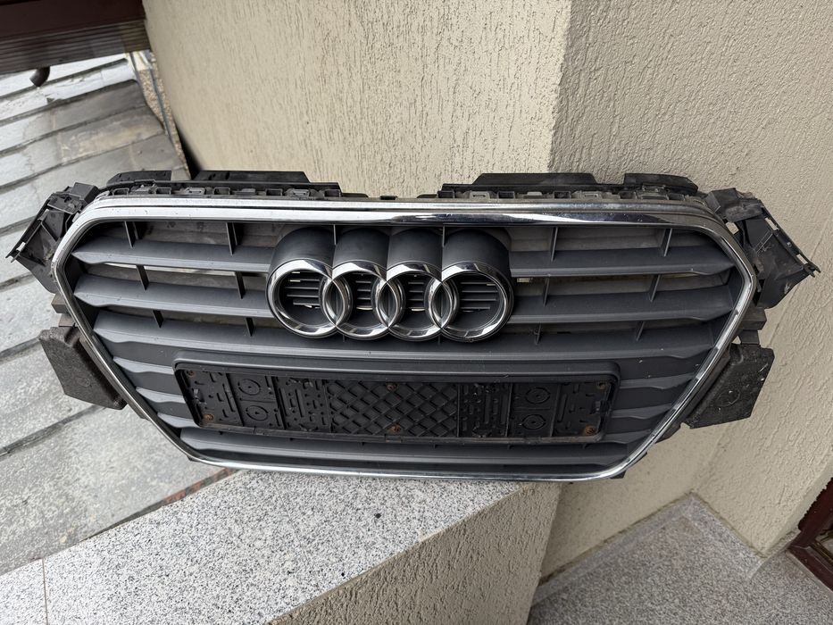 GRILÂ RADIATOR+ EMBLEMÂ AUDI A4 B8 2012-2015 ,8k0853651EQP