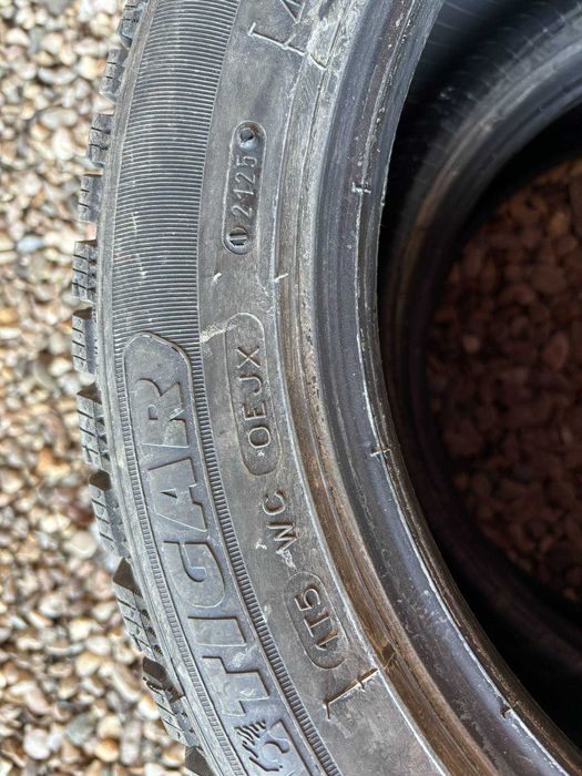 2бр. Чисто нови Зимни Гуми 205/55R/16 TIGAR DOT:2125