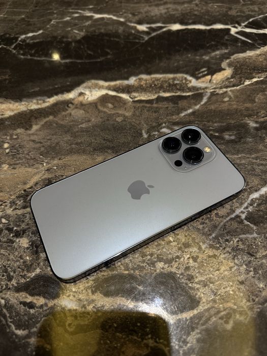 Iphone 13 pro голубой
