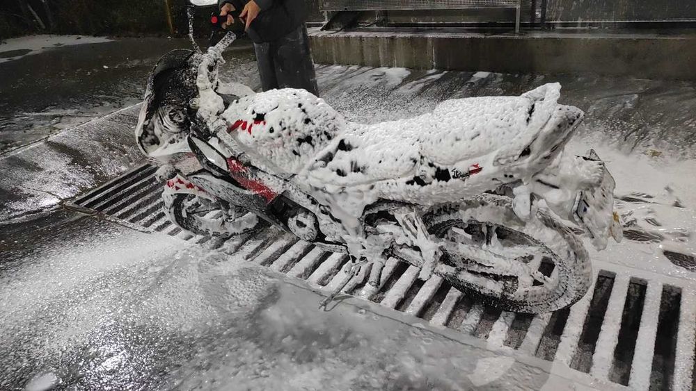 Vând Honda CBR 125R