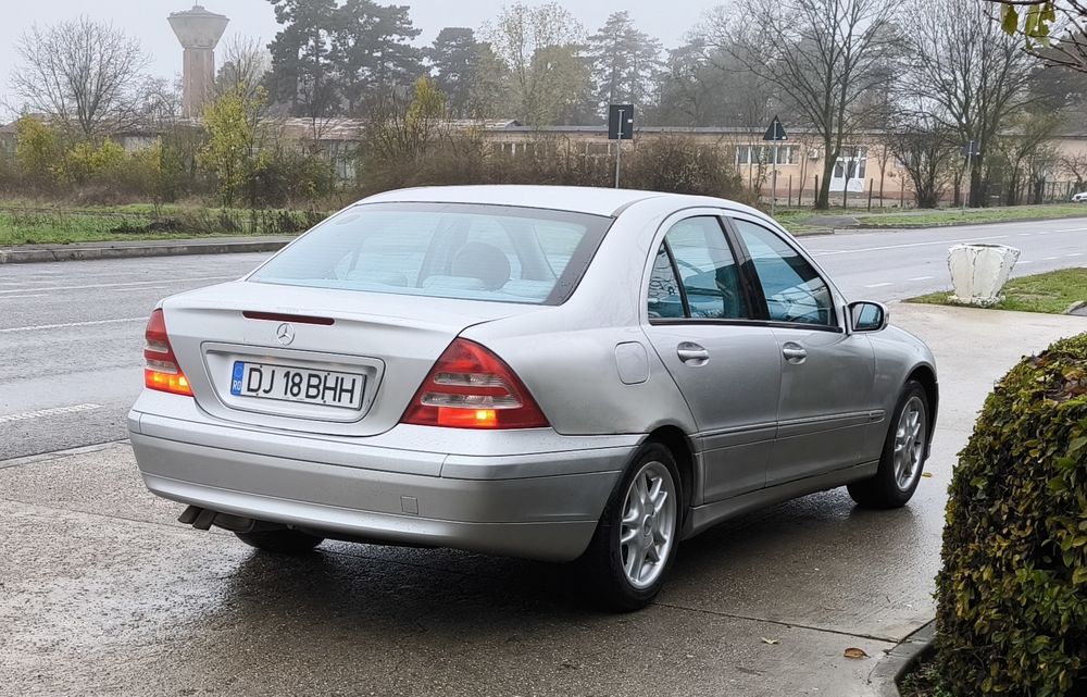 Vând Mercede W203 1.8 Kompresor