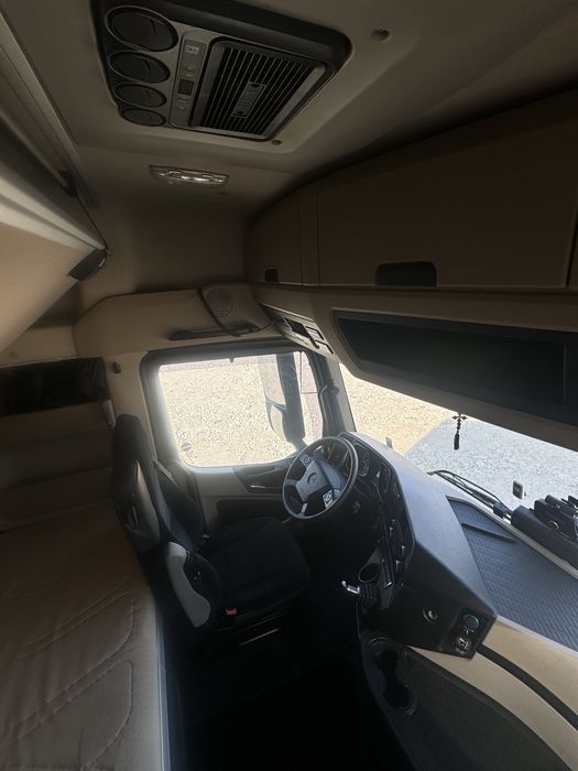 Mercedes Actros Mp4