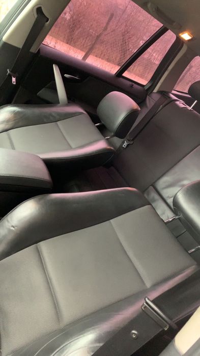 Văd BMW X3 e83 2.0 177 CP an 2008