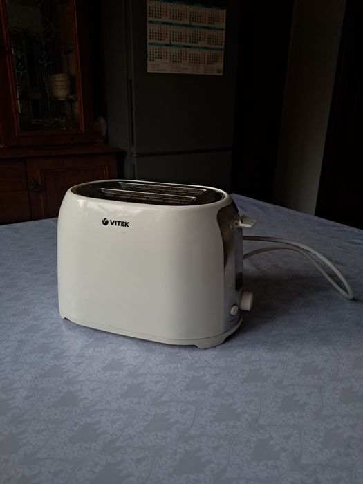 Тостер бренда  Vitek