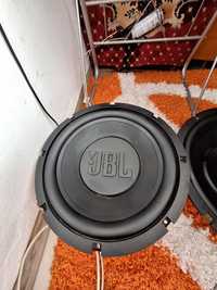 Vând JBL difuzor bass 300 rms 2400 musical