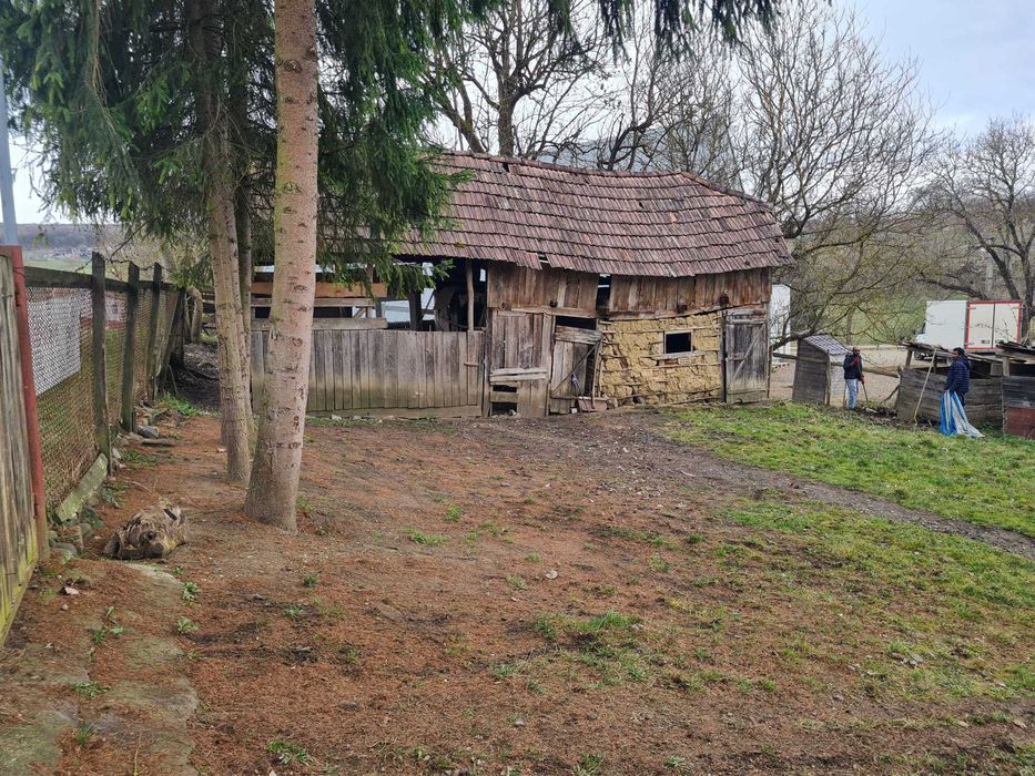 Casa cu 2 camere, teren generos - Herghelia