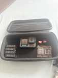 Gopro Hero 13 cu multiple accesorii