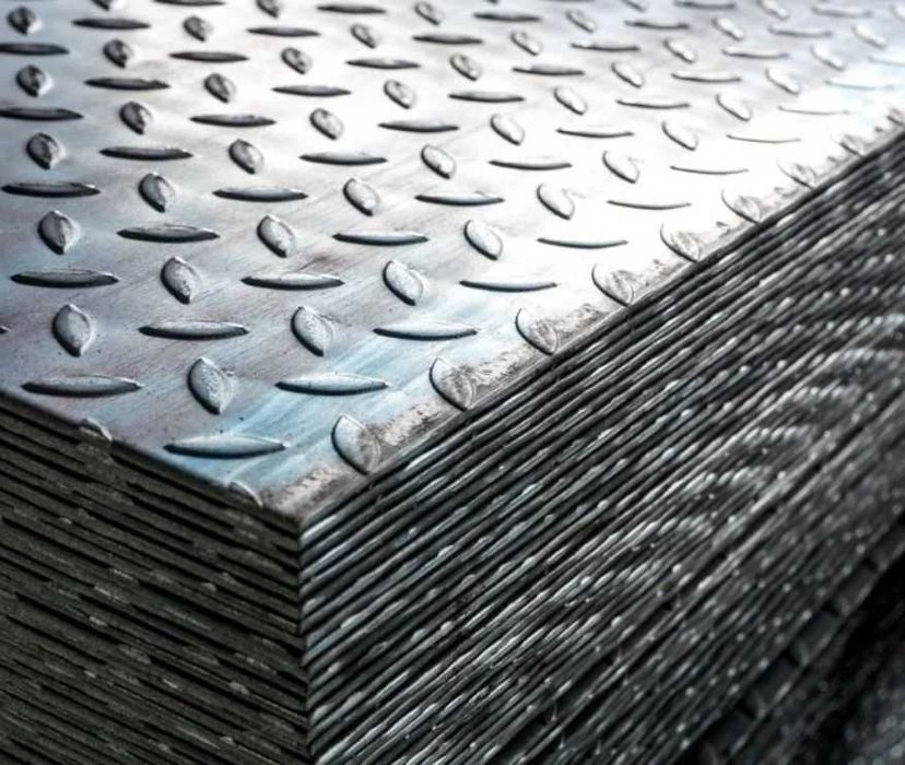 Лист Стальной РИФЛЕНЫЙ в ассортименте оптом