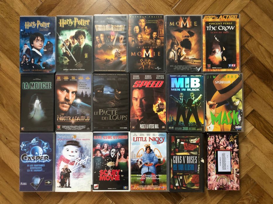 18 buc Casete VHS Filme in Limba Franceza Video Format SECAM