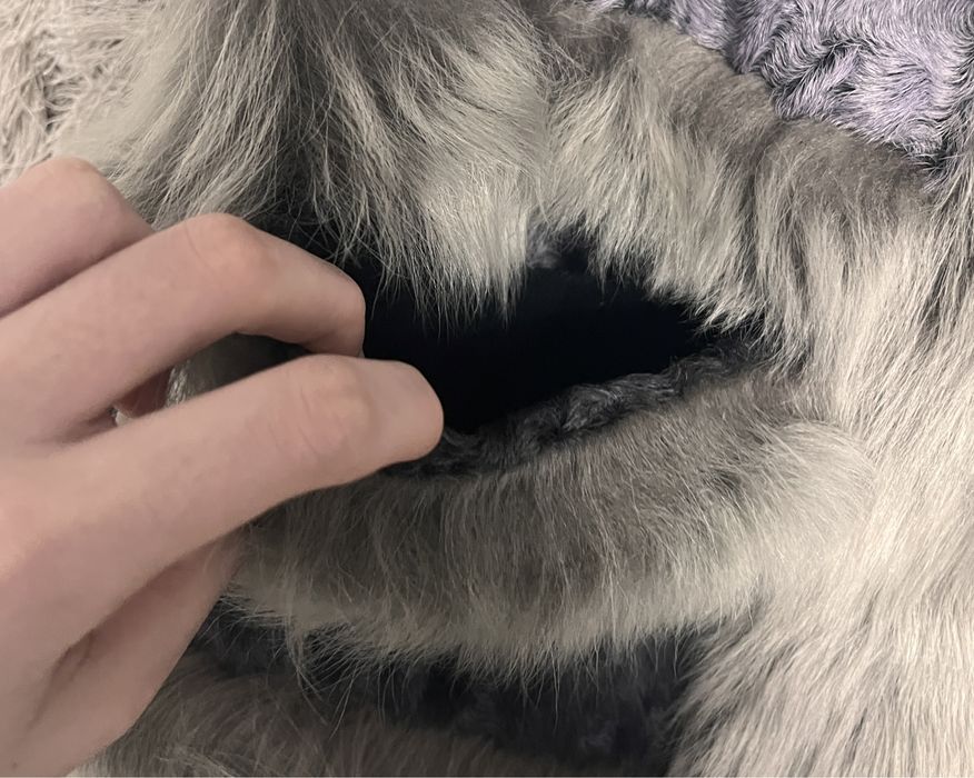 Vesta gri noua din blana de astrahan si miel