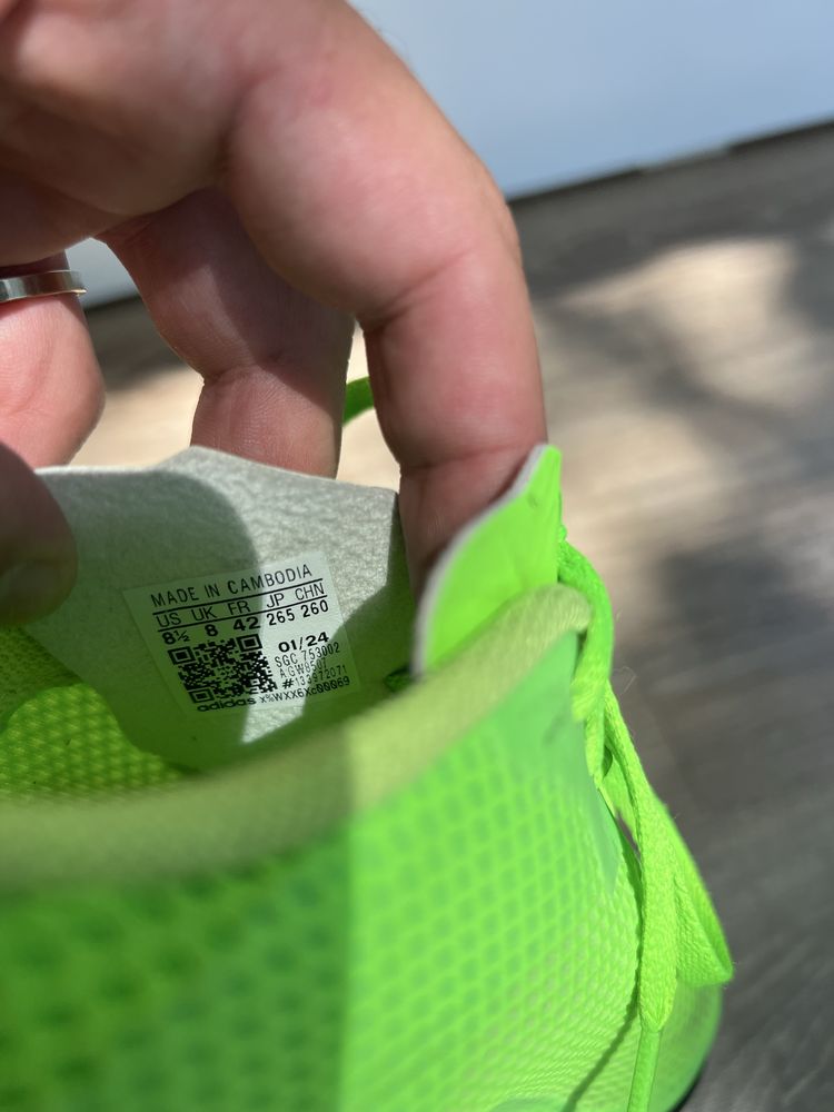 Adidas футболни обувки (стоножки)