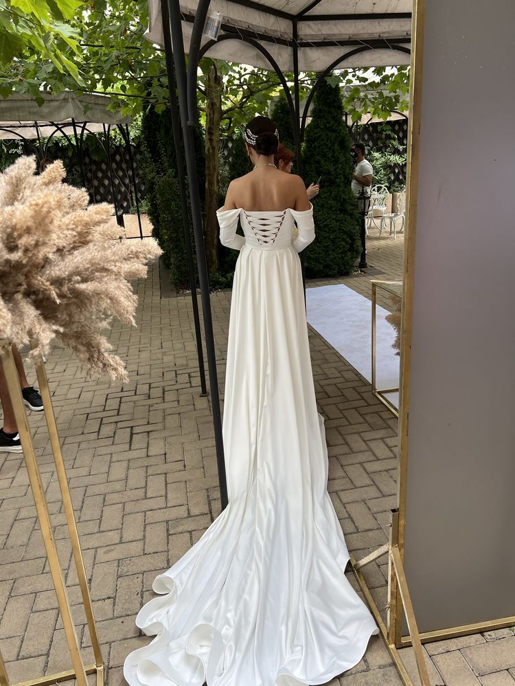 Rochie de mireasa, facuta pe comanda