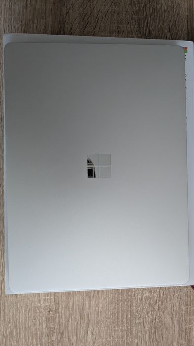 Microsoft surface laptop go 3