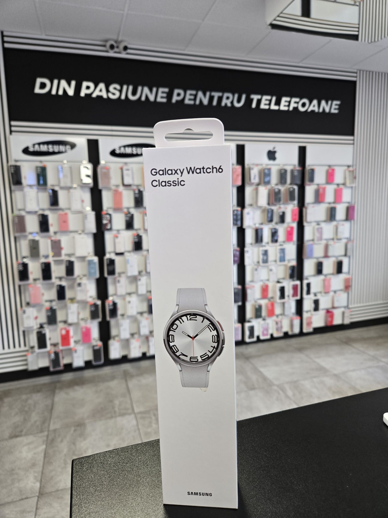 Samsung Galaxy Watch 6 / sigilat / 47mm / Silver / DeluxGSM