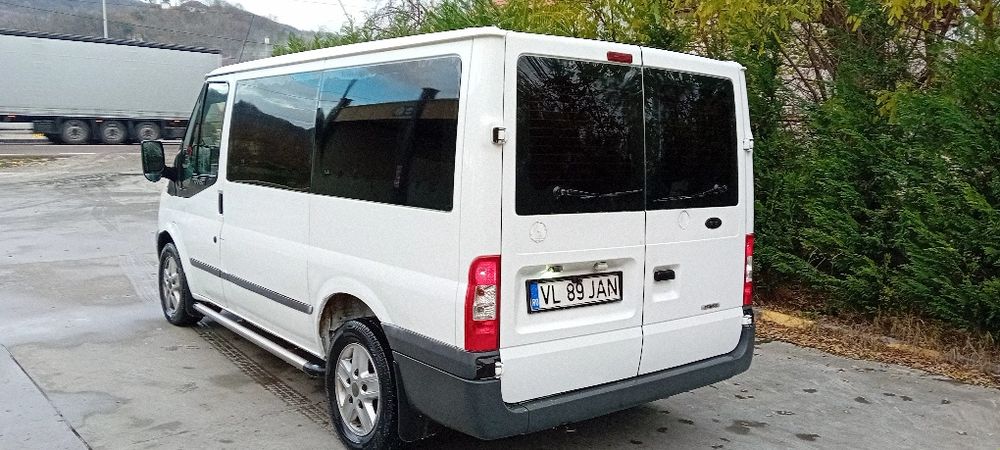 Ford Transit 2.2Diesel 8+1locuri/ unic propietar, klima