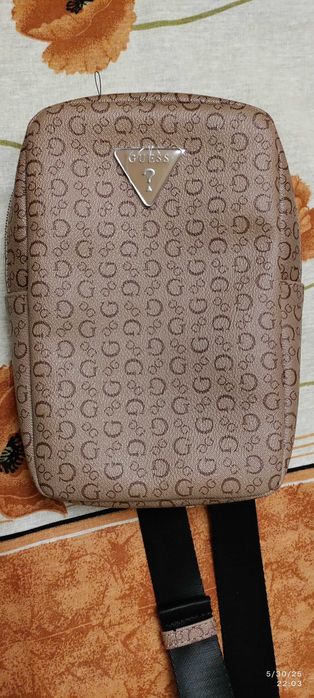 Set GUESS geanta + portofel + port bijuterii + breloc oglinda