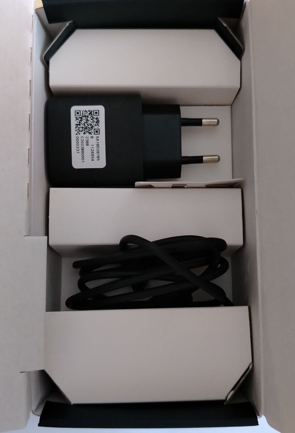 Чисто нов смартфон Motorola E13