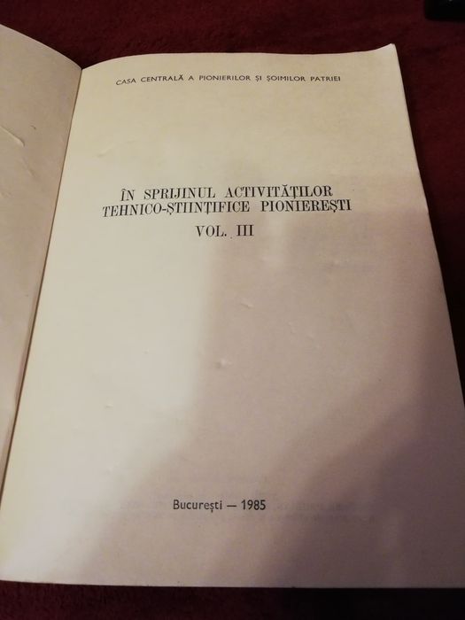 Carte rara pionieri,colecție, În sprijinul activităților științifice