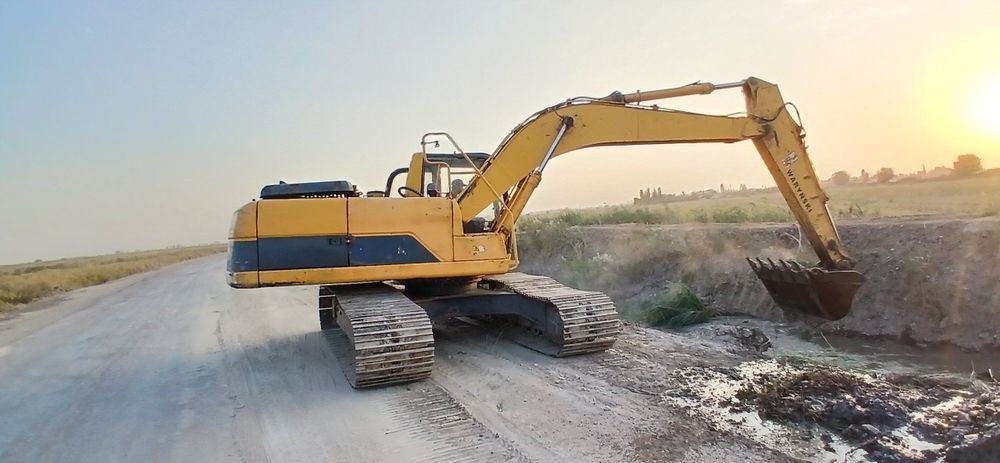Продается Экскаватор Luigong 922E 2009г