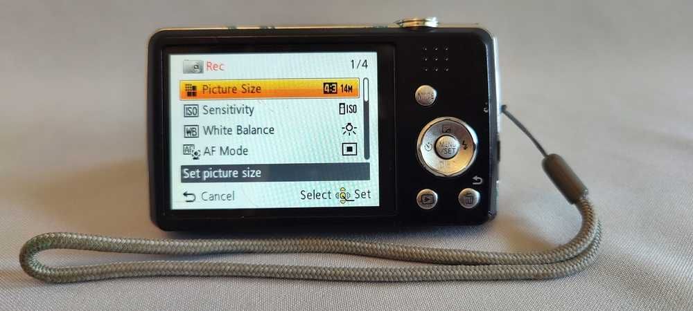 Vand Panasonic DMC-FS-40, 14MP