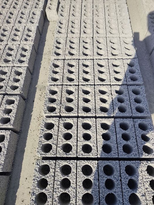 Shlakablok sotamiz dastavka qilamiz