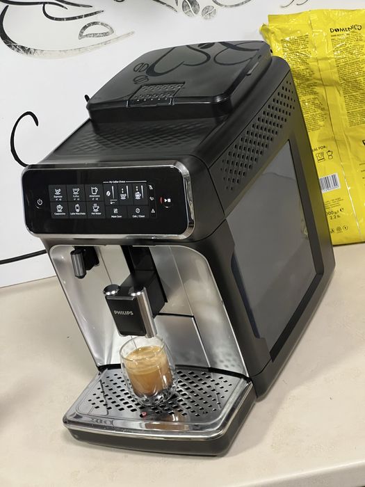 Кафемашина кафе автомат Philips EP3246 с гаранция