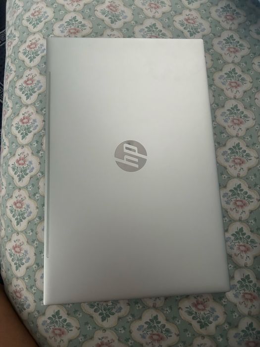 Leptop hp pavilion -15