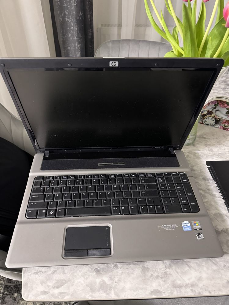 2 x Laptop. Lenovo B50 80 1 TB HDD + 250 SSD