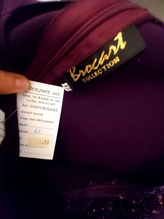Vând rochie nouă cu eticheta