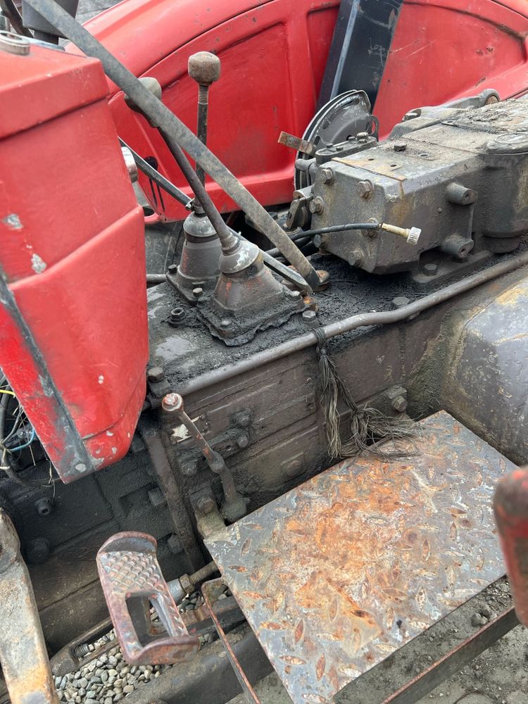 Tractor Carraro 550, motor defect